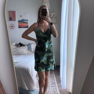 Jones New York Green Spaghetti Strap Mini Sundress